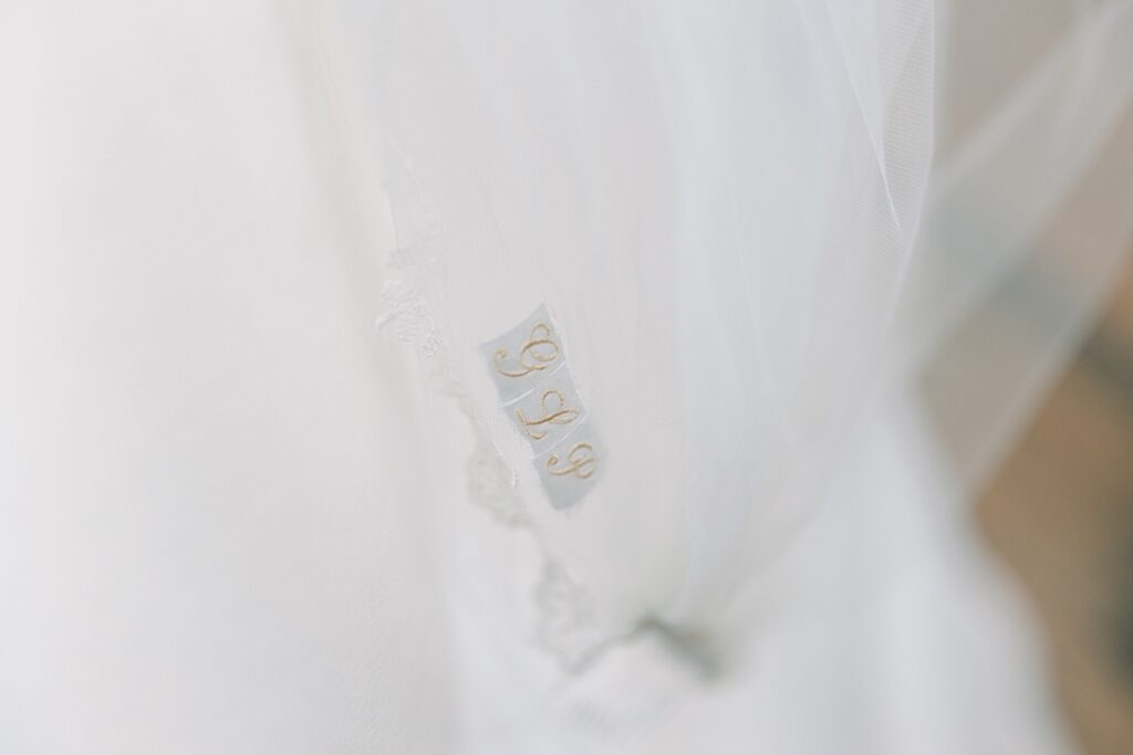 Veil with custom initials