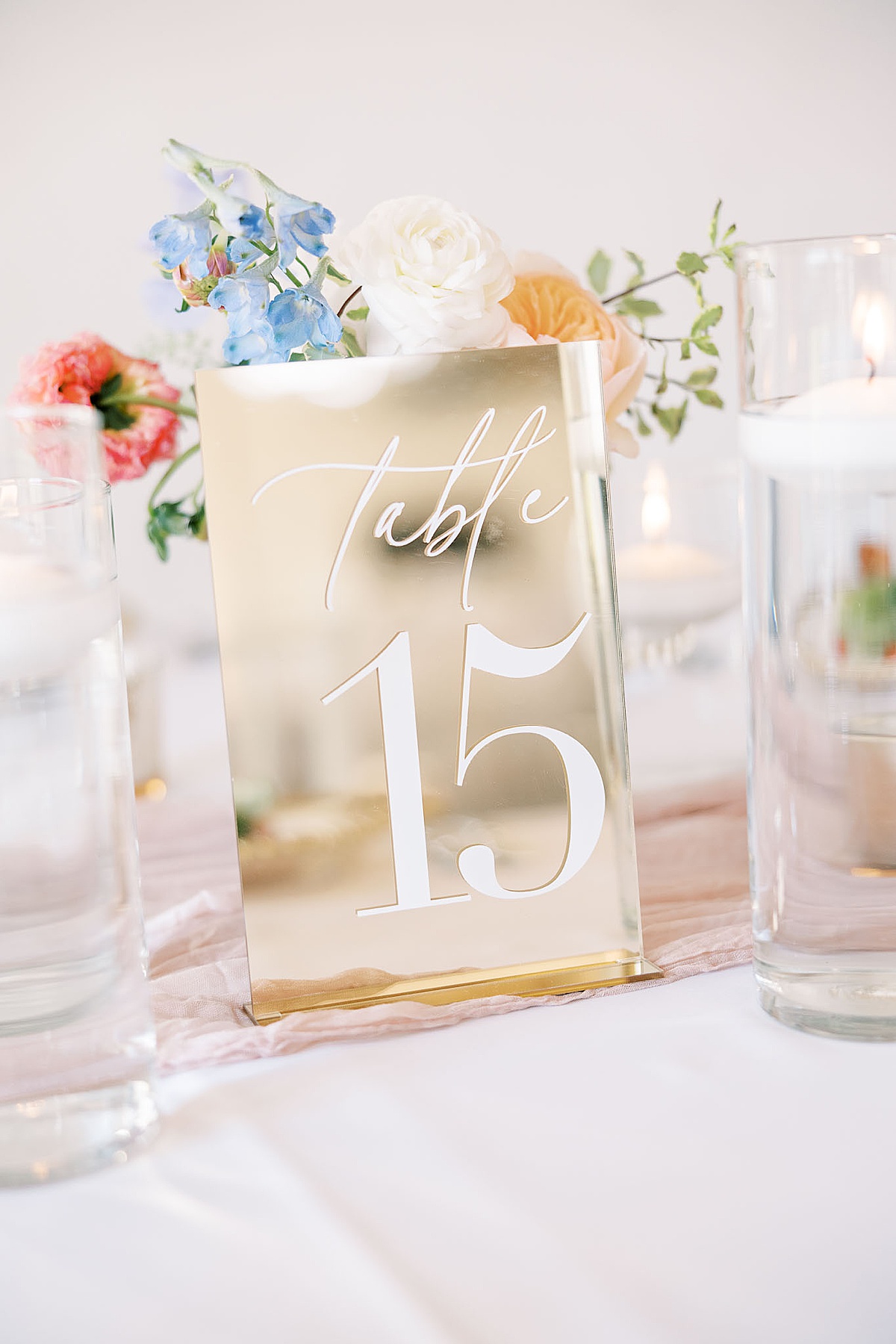 Mirrored table card with "Table 15"